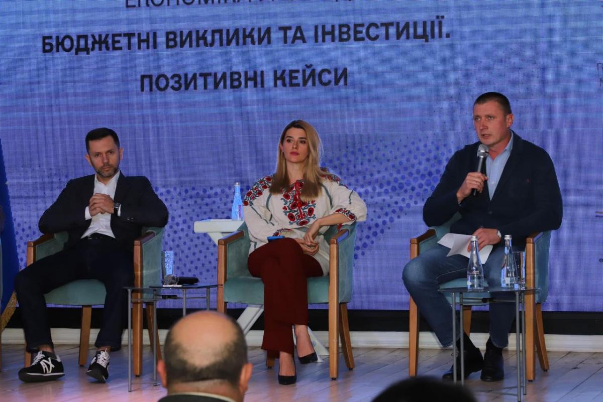 Громадські організації Вінниччини організували економічний форум за участі третього Президента України Громадські організації Вінниччини організували економічний форум за участі третього Президента України