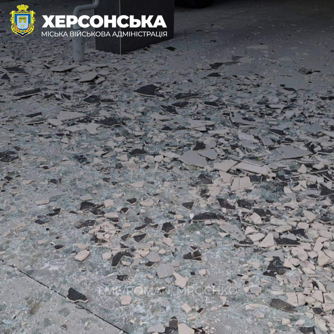 Последствия ночного обстрела Херсона