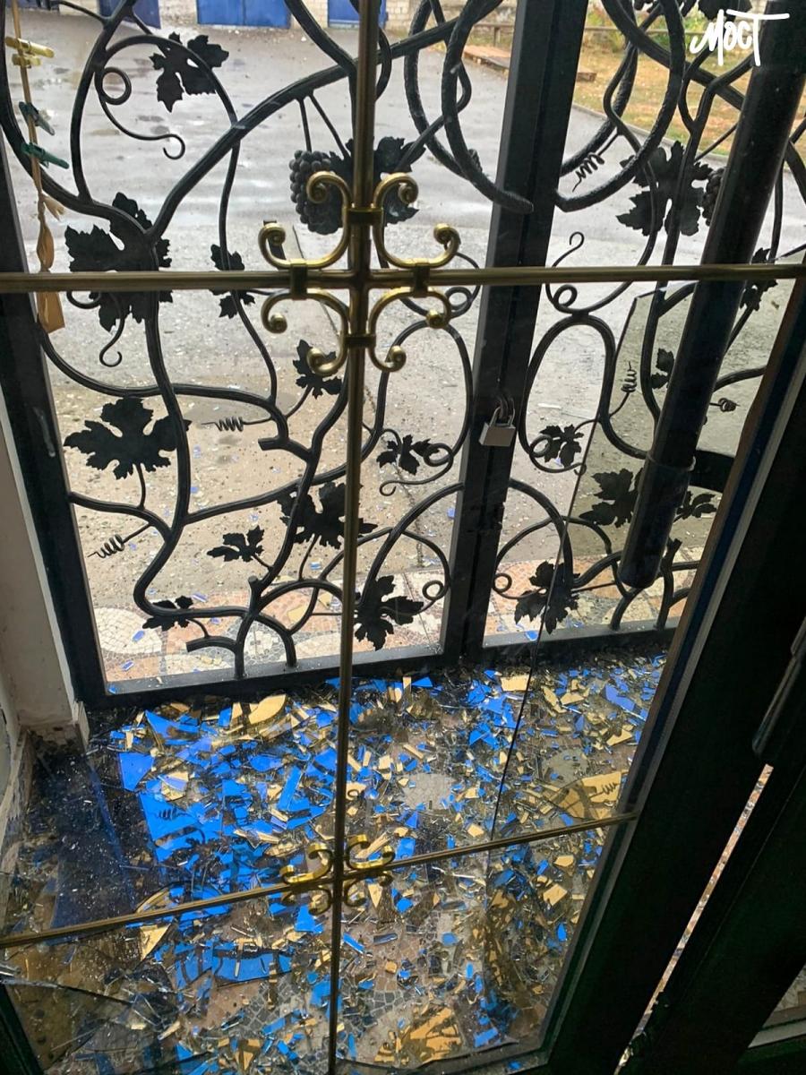 Армия РФ обстреляла церковь в Херсоне во время службы