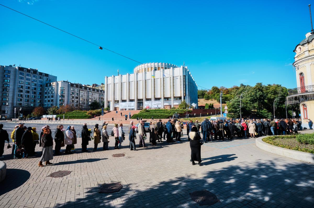 Прощання з Ніною Матвієнко Прощання з Ніною Матвієнко