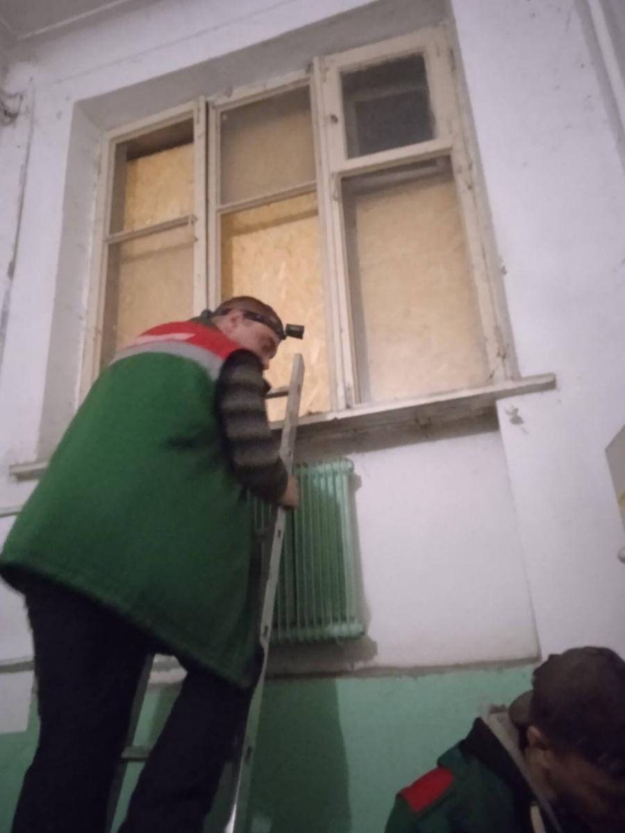 У будинках мешканців Запоріжжя вилетіли вікна від вибухів у ніч проти 15 жовтня У будинках мешканців Запоріжжя вилетіли вікна від вибухів у ніч проти 15 жовтня