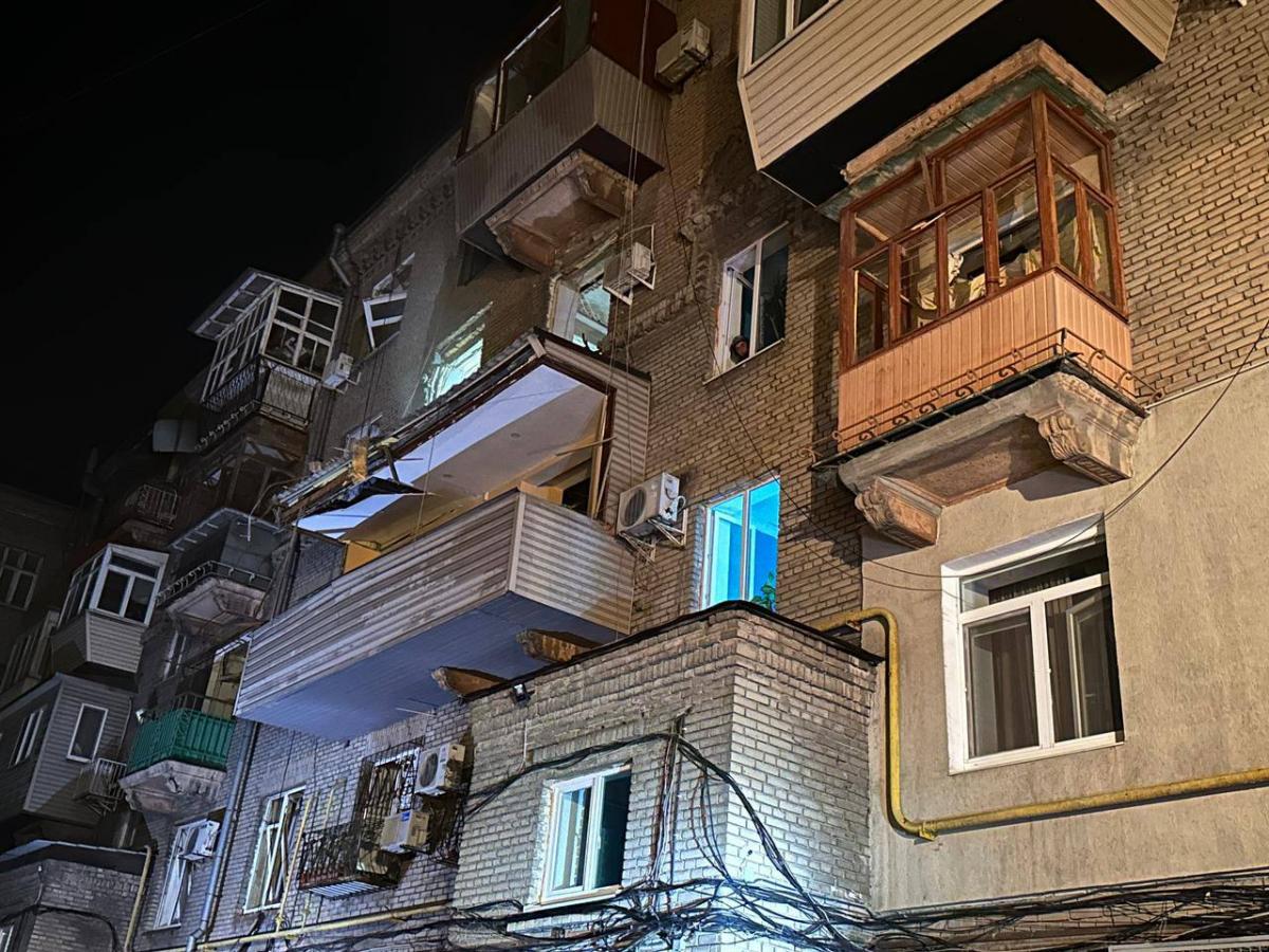 Ракетний удар РФ по Запоріжжю Ракетний удар РФ по Запоріжжю