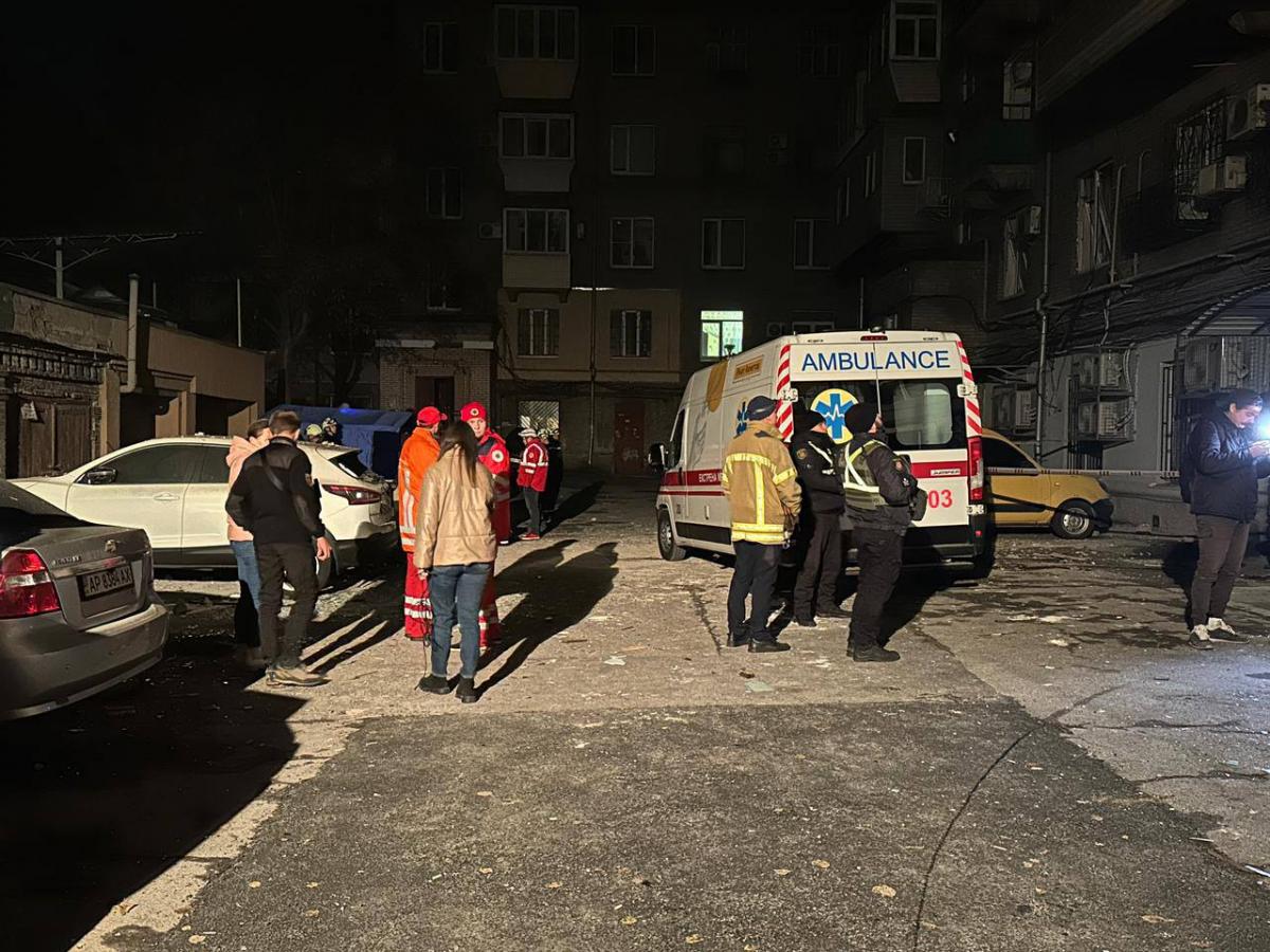 Ракетний удар РФ по Запоріжжю Ракетний удар РФ по Запоріжжю