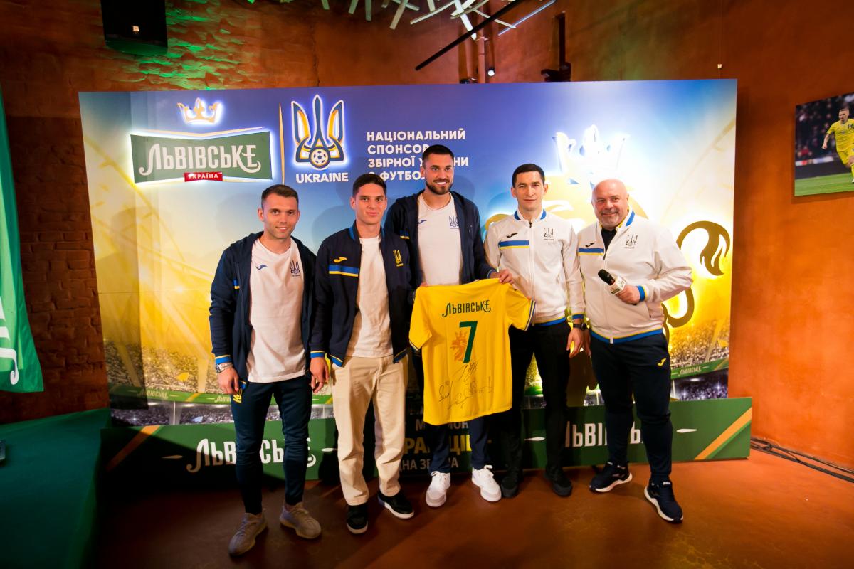 У Львові відбулася унікальна зустріч із гравцями Національної збірної України за підтримки бренду 