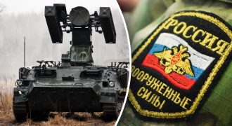 Поезд наехал на ПВО россиян под Енакиево: экипаж оккупантов уничтожен