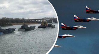 Войска РФ сбросили в Черное море неизвестную взрывчатку: в ВСУ раскрыли детали