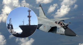 Самолетов стало больше: РФ может атаковать зерновой коридор в Черном море