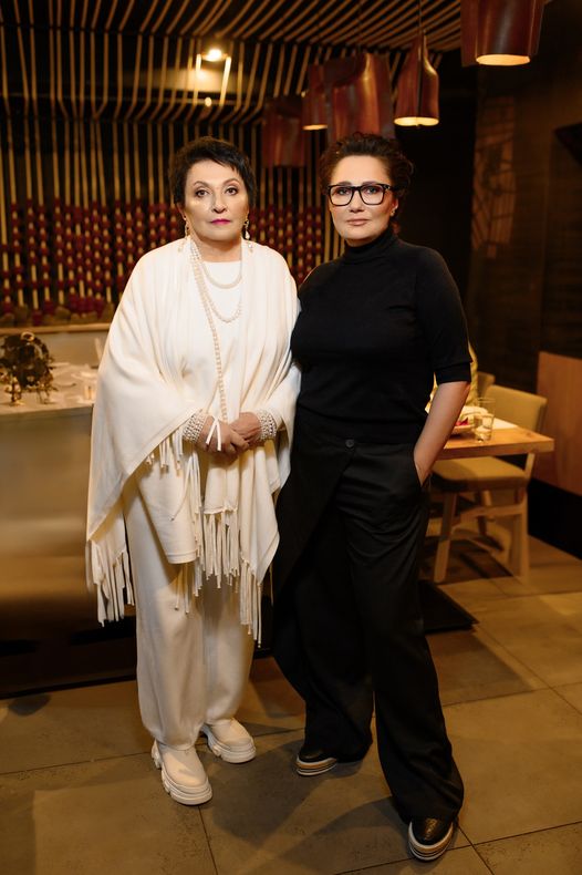 Олена Мозгова з мамою Олена Мозгова з мамою