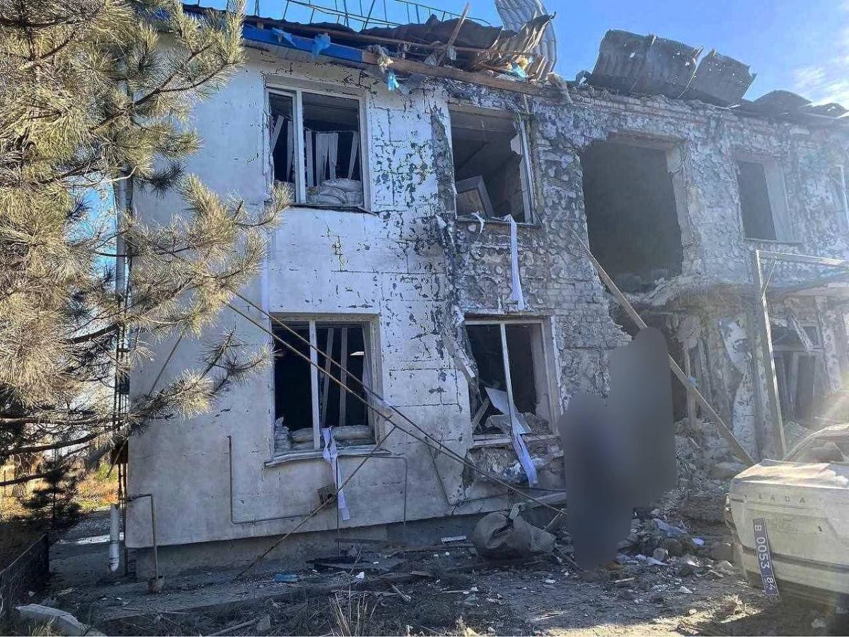 Наслідки удару ЗСУ по окупантах у селі Ювілейне