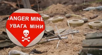 Будут отступать: оккупанты минируют важные объекты в Херсонской области