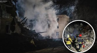 На Донбассе из-за обстрелов под завалами оказались мама, папа и кроха-дочка