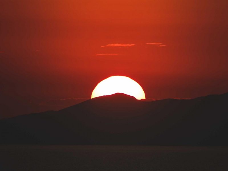 Потужна буря накрила Україну: як довго буде "трусити" геомагнітний шторм