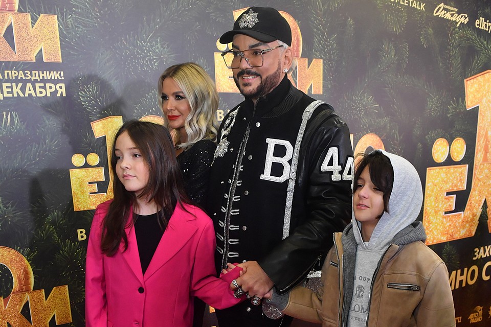 Дочь Киркорова с недовольным лицом