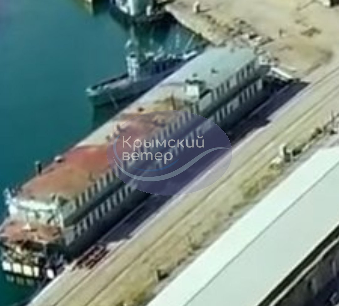 У Феодосії пошкоджено судно ПМР-71 У Феодосії пошкоджено судно ПМР-71