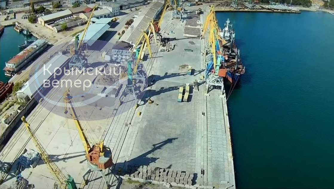 У Феодосії пошкоджено судно ПМР-71 У Феодосії пошкоджено судно ПМР-71