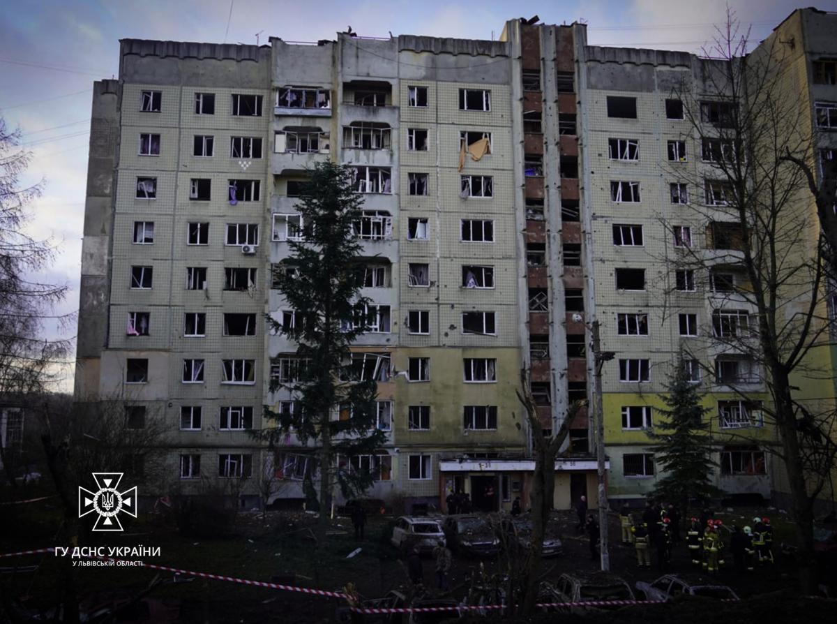Наслідки ракетного удару по Львову