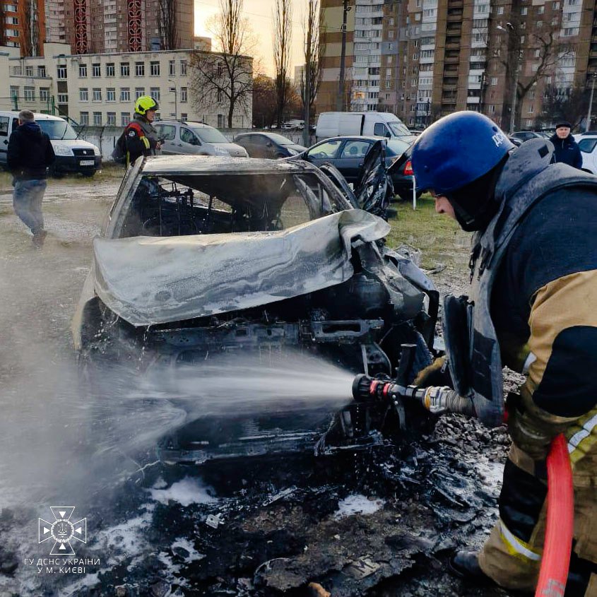 Наслідки ракетного удару РФ по Києву Наслідки ракетного удару РФ по Києву