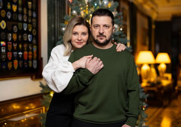 "Тьма проиграла": Владимир Зеленский поздравил украинцев с Новым годом