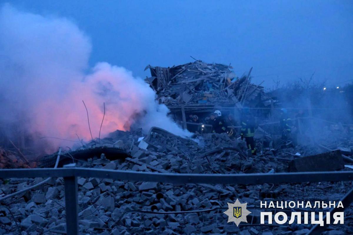 Ракетний удар по Покровському району 6 січня Ракетний удар по Покровському району 6 січня