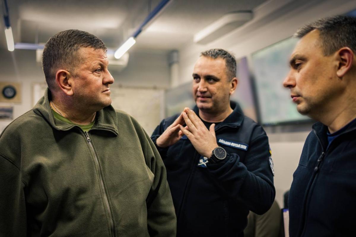 Залужний відвідав зони відповідальності ОСУВ "Таврія" і "Одеса" Залужний відвідав зони відповідальності ОСУВ "Таврія" і "Одеса"