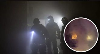 Спасатели показали результаты прилета дрона врагов в многоквартирный дом в Днепре
