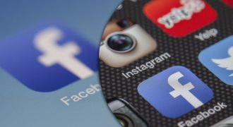 Facebook и Instagram не работают: глобальный сбой "положил" самые популярные соцсети