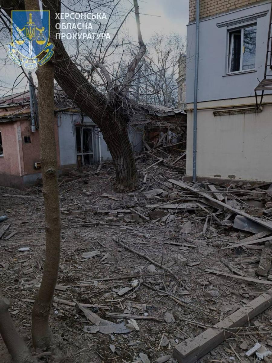 Ворожий удар по Херсону 2 лютого Ворожий удар по Херсону 2 лютого