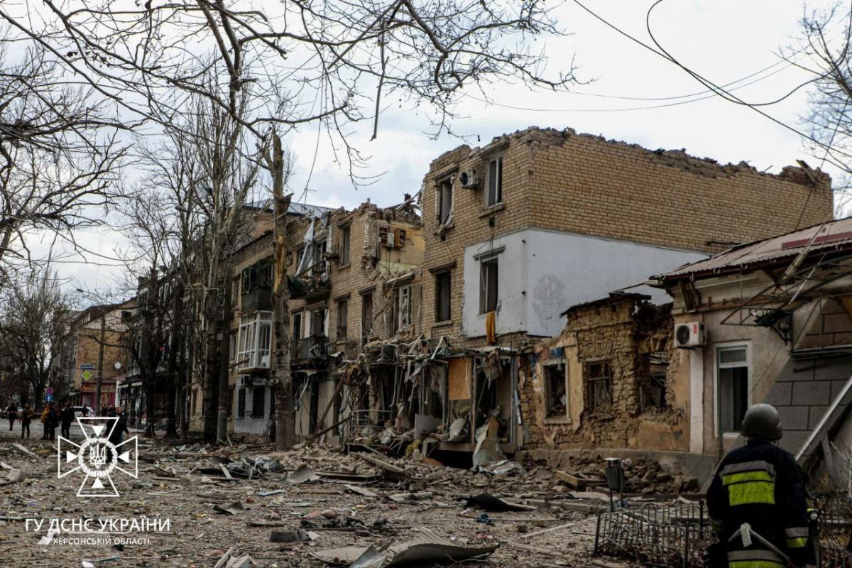 Ворожий удар по Херсону 2 лютого Ворожий удар по Херсону 2 лютого