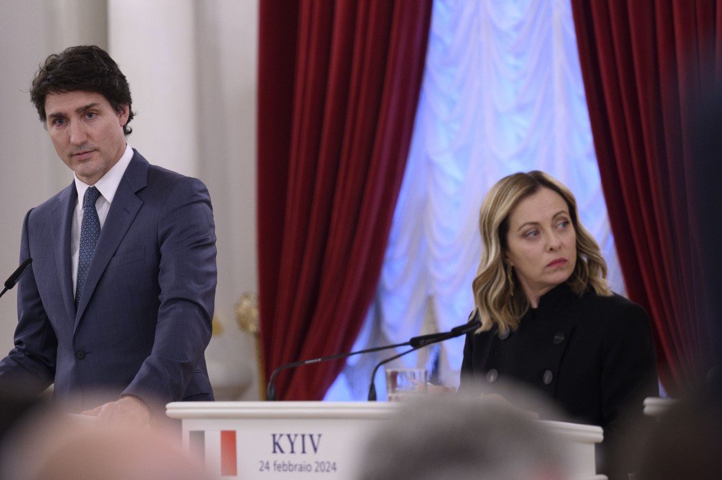 Підписання безпекових угод з Італією та Канадою