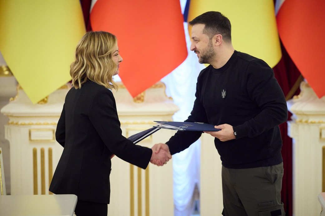 Підписання безпекових угод з Італією та Канадою