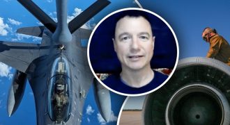Сперва не увидите ничего: пилот США заинтриговал новостью об F-16 в Украине