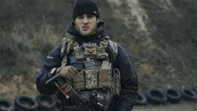 Денис Квебек. Вони захищають вас прямо в цю секунду, чому ви байдужі?