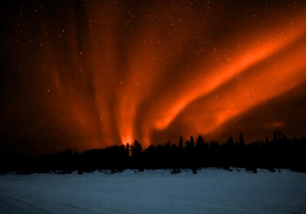 В Украину врывается почти 7-бальная магнитная буря: как долго она продлится