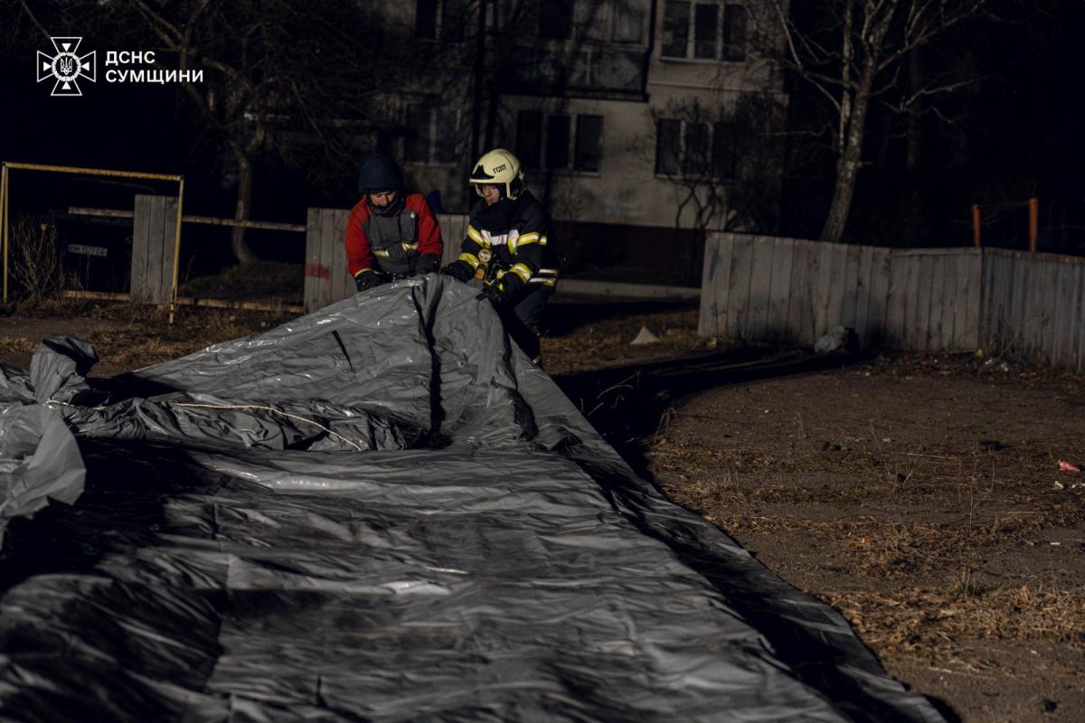 Наслідки атаки дронами по Сумах у ніч на 6 березня 2024 року Наслідки атаки дронами по Сумах у ніч на 6 березня 2024 року