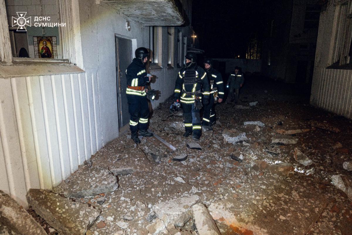 Наслідки атаки дронами по Сумах у ніч на 6 березня 2024 року Наслідки атаки дронами по Сумах у ніч на 6 березня 2024 року