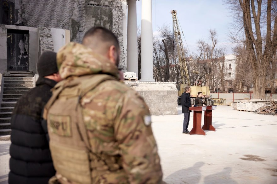 Зеленський разом із грецькою делегацією в Одесі в день удару РФ 6 березня