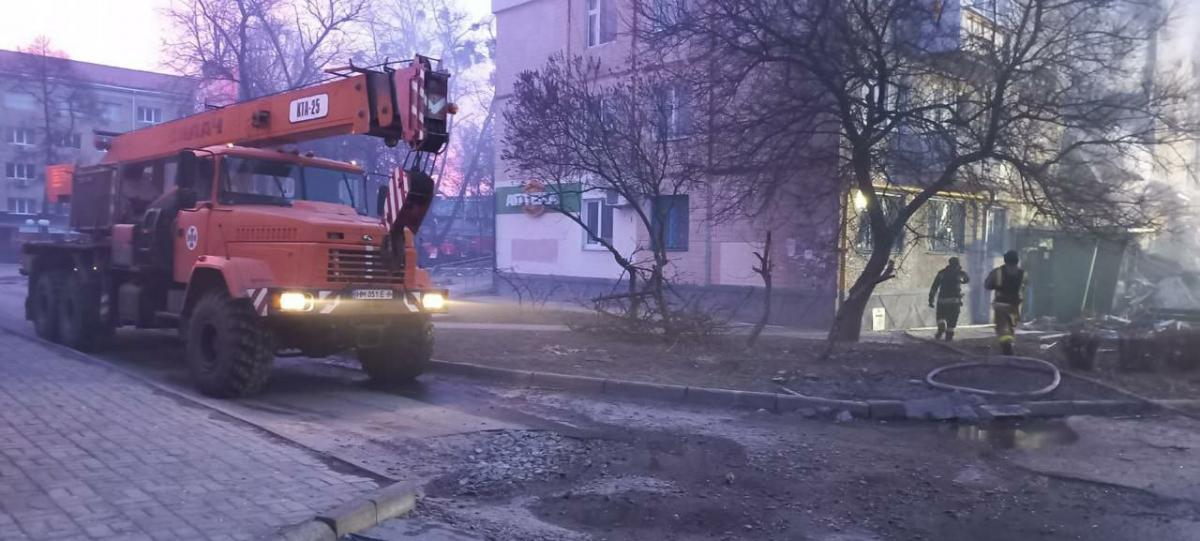 Атака дрона на дом в Сумах Атака дрона на дом в Сумах