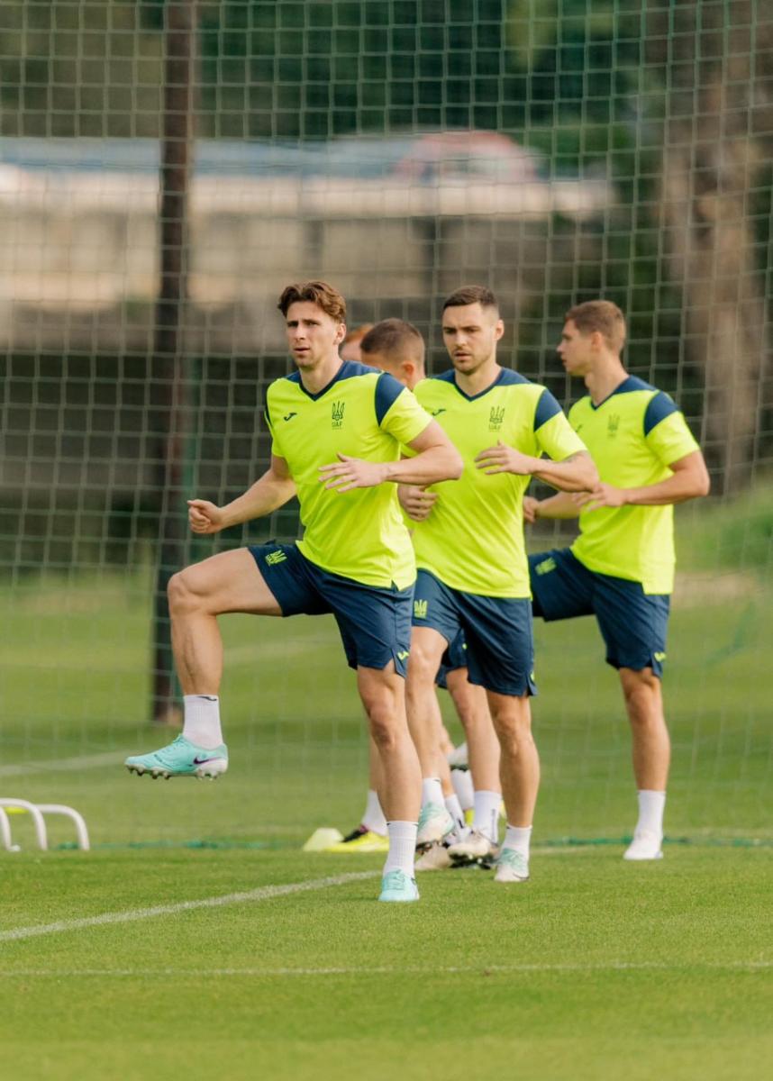 Збірна України з футболу на тренуванні Збірна України з футболу на тренуванні
