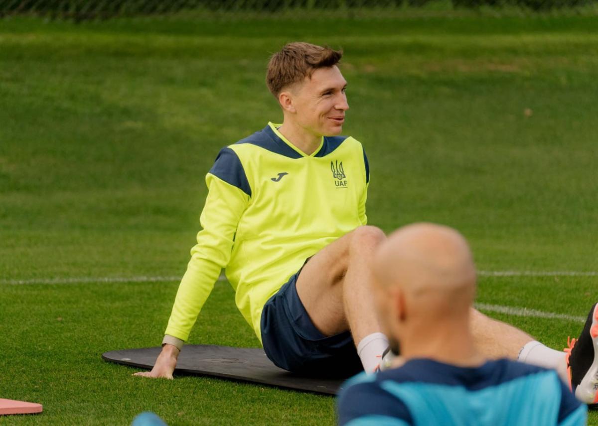 Збірна України з футболу на тренуванні Збірна України з футболу на тренуванні