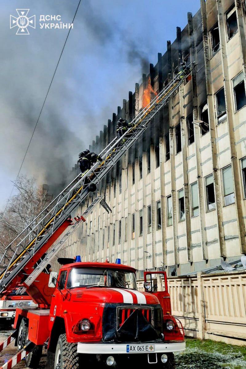 Удар по Харькову – в городе есть пострадавшие и под завалами могут быть  люди - Главред