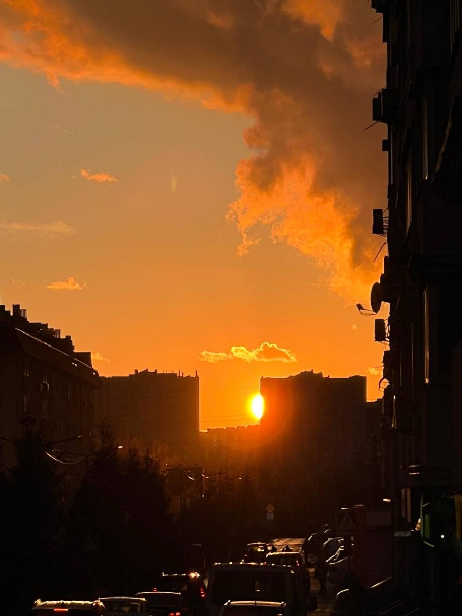 Невероятный закат в Киеве 