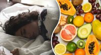 Який фрукт допоможе заснути і краще спати: відповідь здивує