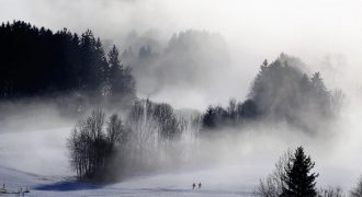 Влупит 9 градусов мороза: Украину накрывает волна похолодания