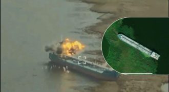 Детали удара по командному пункту РФ: на юге подбит танкер "Механик Погодин"