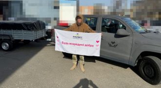 Favbet Foundation передал роте "Фаворит" еще два внедорожника и двухосный прицеп