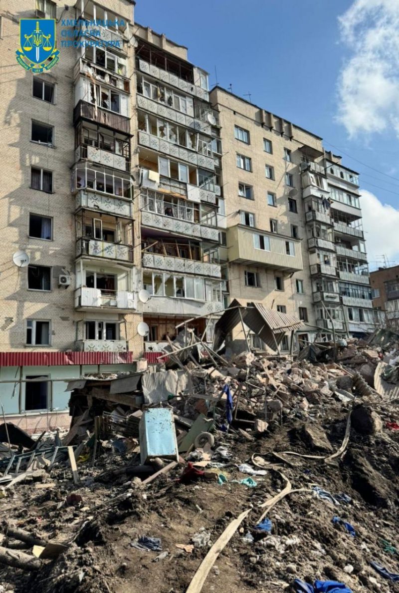 Прилет в Хмельницком - из-под завалов достали живую девушку - Главред