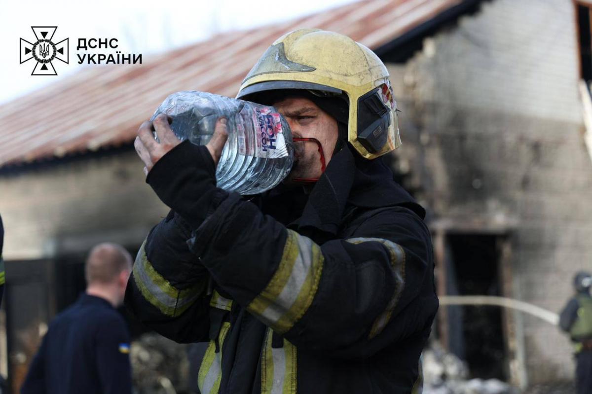 Ракетний удар по Дніпру 2 квітня