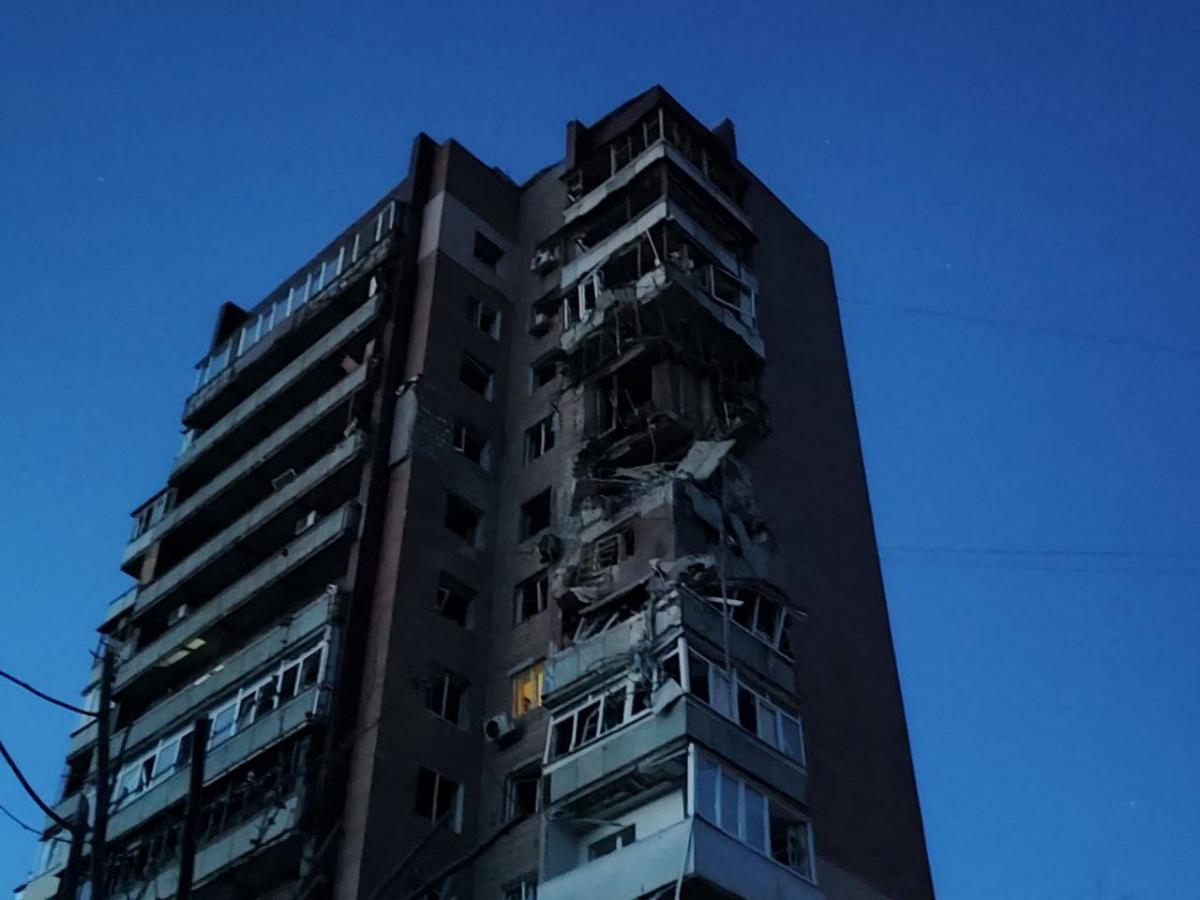 Наслідки дронової атаки на Харків 4 квітня Наслідки дронової атаки на Харків 4 квітня