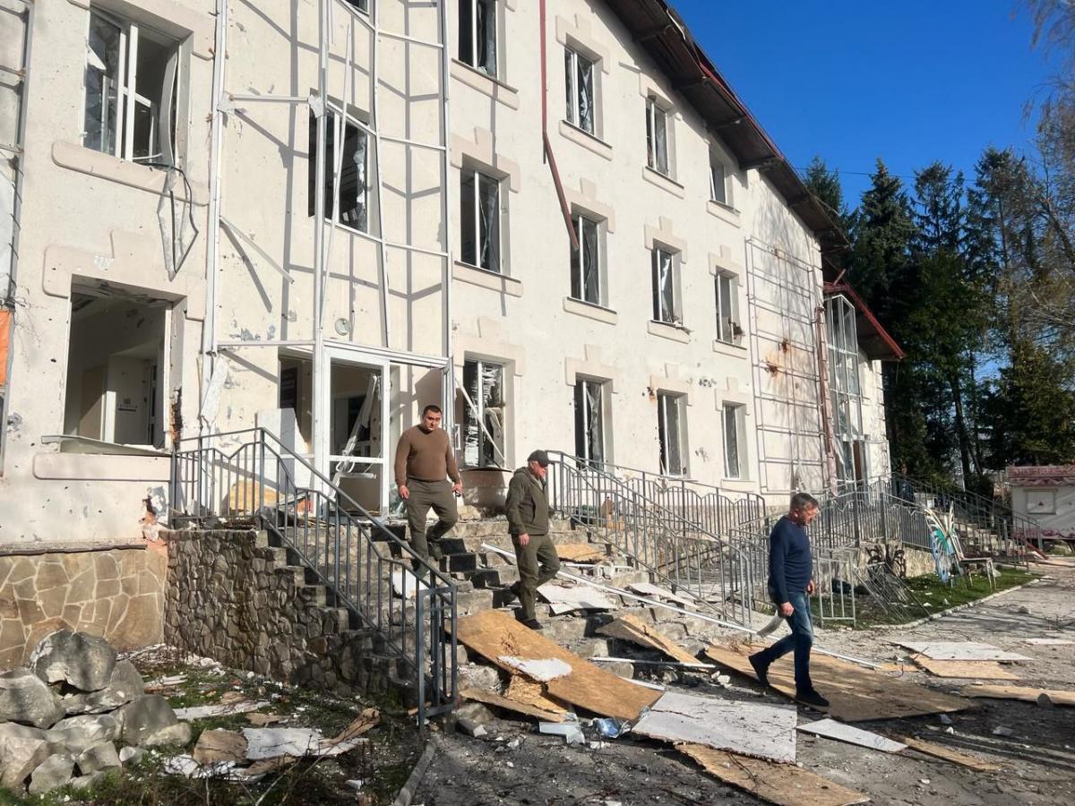 Удар КАБами по центру Білопілля 8 квітня