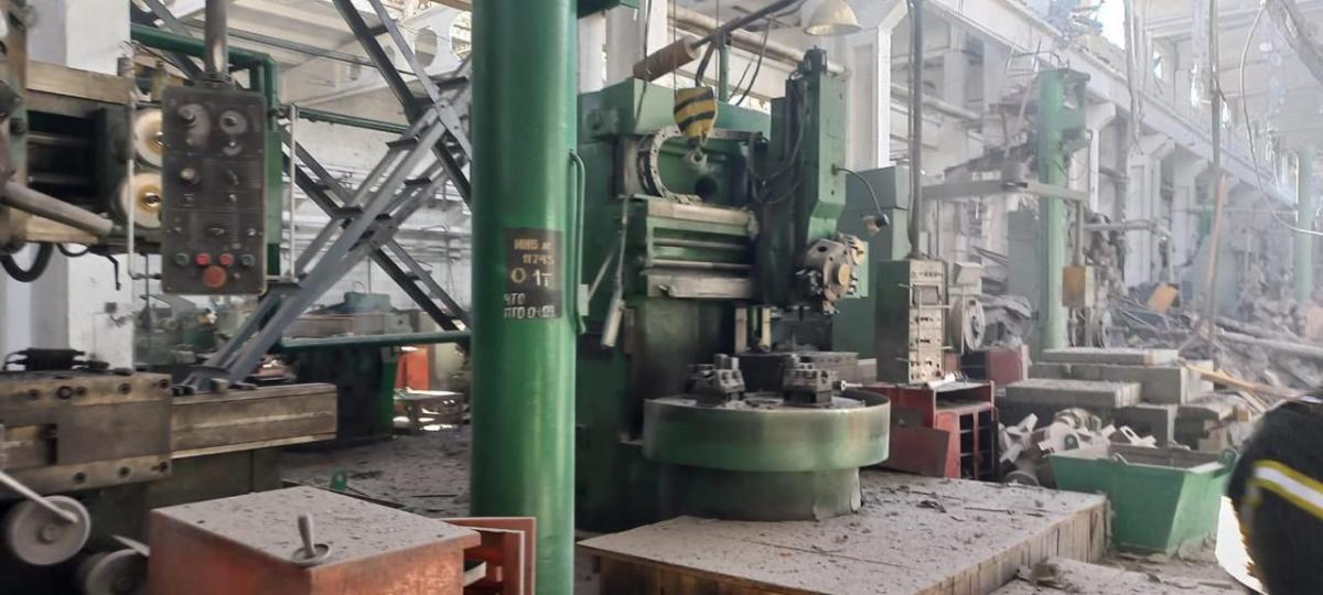 РФ вдарила авіабомбою по заводу в Сумах